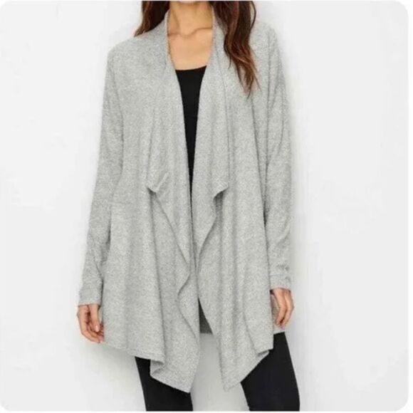 Barefoot Dreams Bamboo Chic Lite Calypso wrap gray open front cardigan sweater - Picture 2 of 9
